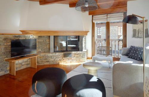 Vielha Apartment | Ribaeta by FeelFree Rentals