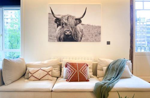 Bilbao Old Town Apartment | Ribera AC by Staynnapartments