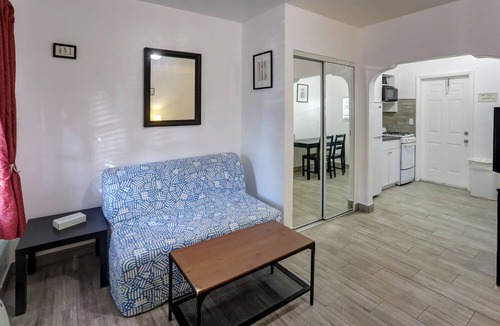Hallandale Beach Hotel | Richard's Motel Extended Stay