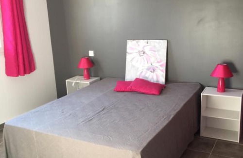 Favone House | Richarles