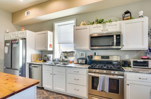 Richland House | Richland Home on Multi-Unit Farm: Fish, Hike!