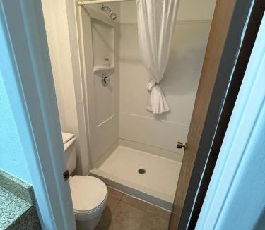 Sidney Hotel | Richland Inn and Suites