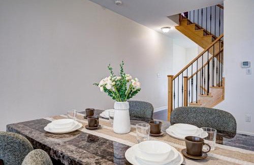 Richmond Hill Villa | Richland Modern Luxury house