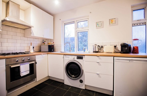 North Richmond Apartment | Richmond Central Aparttment