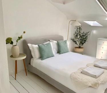 South Richmond House | Richmond Escape