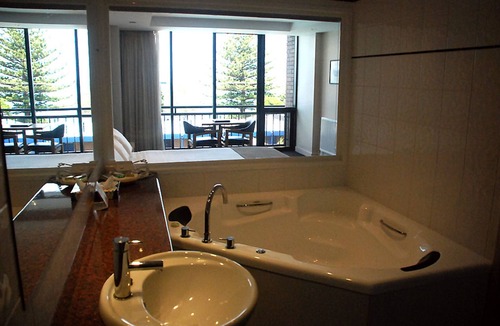 Portland Hotel | Richmond Henty Hotel