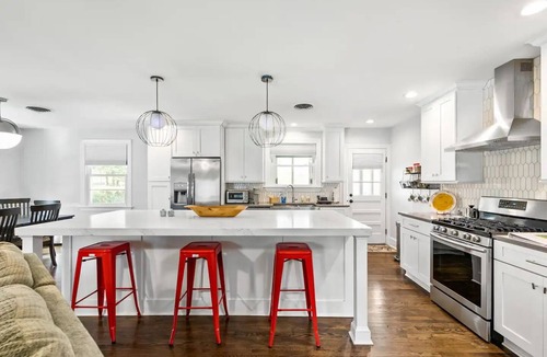 North Chesterfield House | Richmond Hosting Homenn