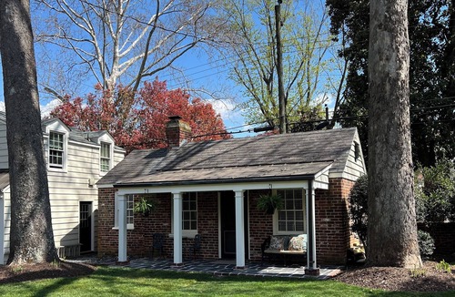 Richmond Cottage | Richmond Near West End, Charming Private Cottage