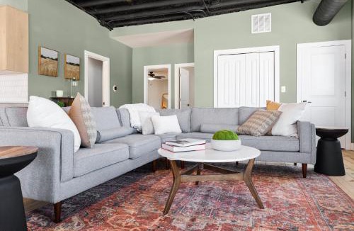 Richmond Apartment | Richmond No. 267