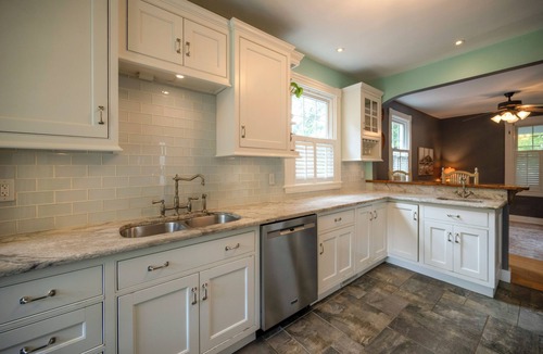 Lakeside House | Richmond, VA 1930's Bungalow with a water view! Close to Lewis Ginter, VMFA,etc.