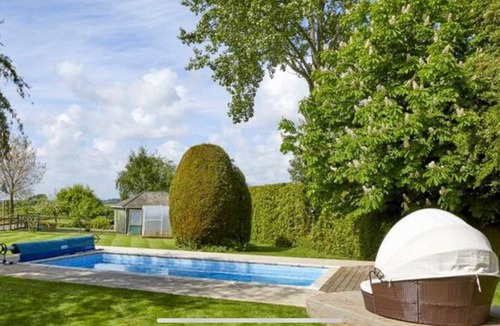 Witney House | Rickyard in The Cotswolds