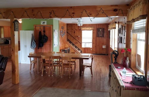 South Rutland House | Ride or Relax