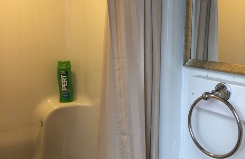 Golden Triangle House | Rideau Inn