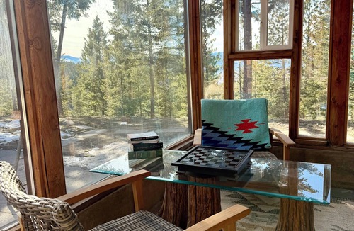 Missoula Cabin | Ridgeline Retreat - Missoula Cabin - Upper Unit