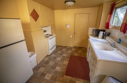 Baileys Harbor Hotel | Ridges Inn & Suites