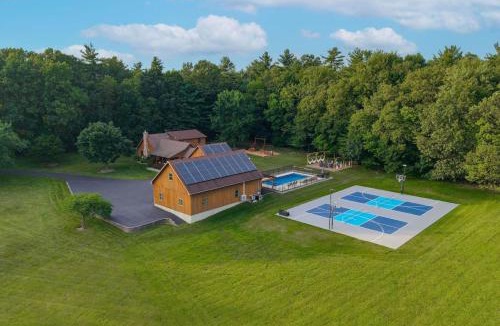 Elliottsburg House | Ridgetop Cabin