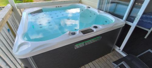 Merita House | Ridgeview Retreat