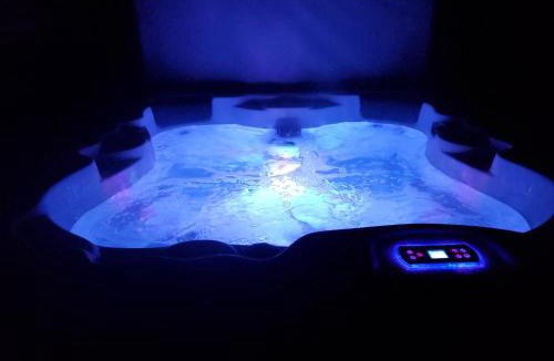 Wincanton House | Riding Gate Lodge