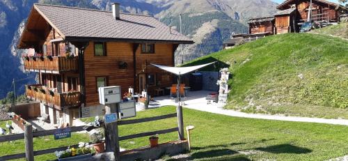 Graechen Apartment | Riebe 331