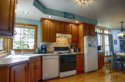 Honeoye House | Riesling Rod and Reel: Fishers Paradise