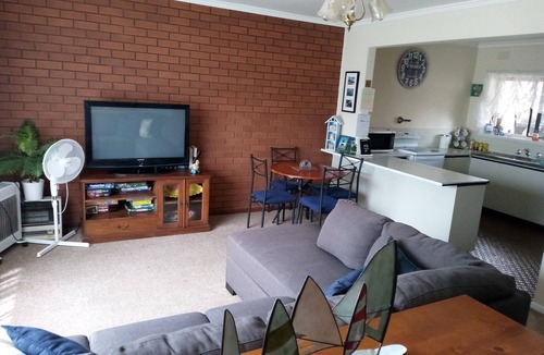 St Leonards Villa | Rigby's cozy hideout