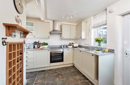 Sandsend Cottage | RIGG COTTAGE, pet friendly, with open fire in Sandsend