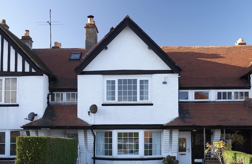 Sandsend Cottage | RIGG COTTAGE, pet friendly, with open fire in Sandsend