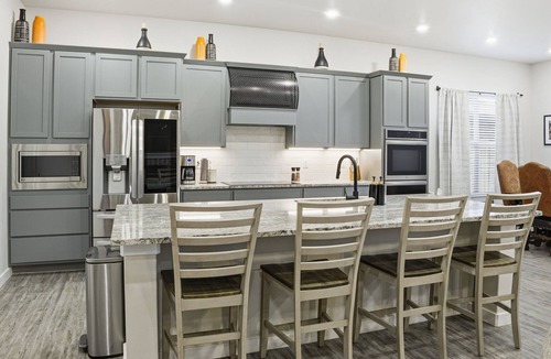 Midland House | Right at Home-Midland Mockingbird Ridge