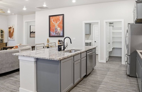 Midland House | Right at Home-Midland Mockingbird Ridge