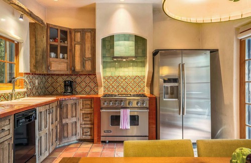 Historic Eastside House | Right off Canyon Road, Amazing Art, Outdoor Kiva