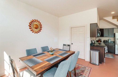 Bisbee House | Right on Main Street! Mtn-View Bisbee Hideaway