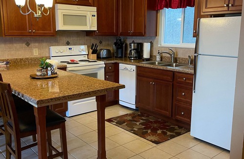 Osage Beach Condo | Right on the Water! 21.5 mm