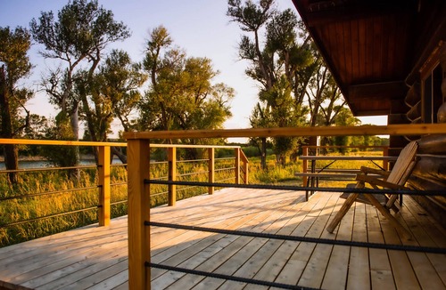 Big Timber Cabin | Right on the Yellowstone