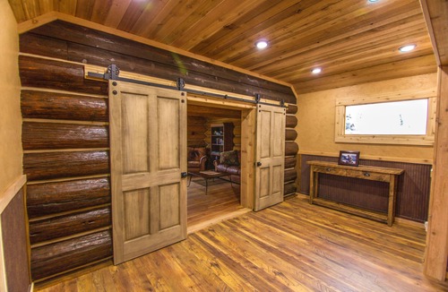Big Timber Cabin | Right on the Yellowstone