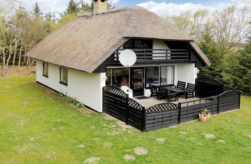Rødhus House | "Rigitte" - 1.5km from the sea by Interhome