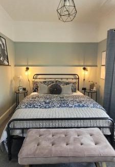 Doncaster House | Rigsbys Guesthouse Doncaster