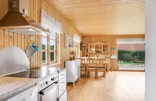 Dannemare House | "Rikhard" - 75m from the sea by Interhome
