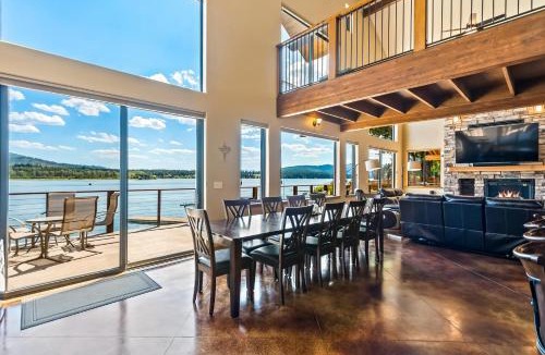 Laclede House | Riley Creek