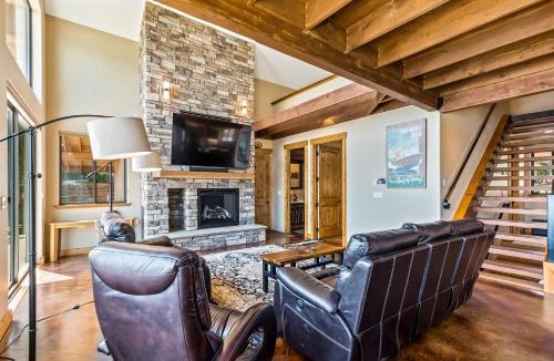 Laclede House | Riley Creek