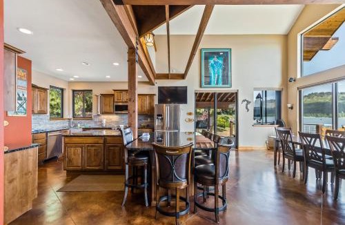 Laclede House | Riley Creek