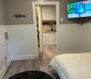 Little Rock Apartment | RIley's Cozy Apartment Pets Welcome