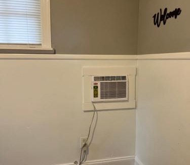 Little Rock Apartment | RIley's Cozy Apartment Pets Welcome