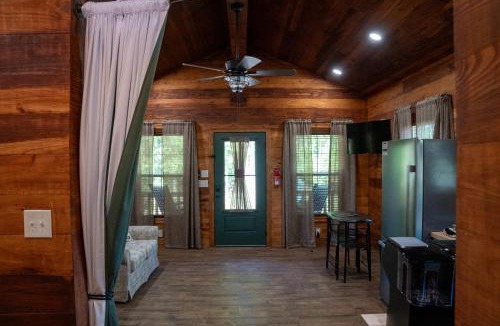Broussard Cabin | Riley's Retreat Cabin