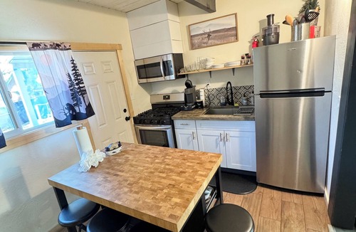 Big Bear City Cabin | Rileys Family and Pet Friendly Big Bear