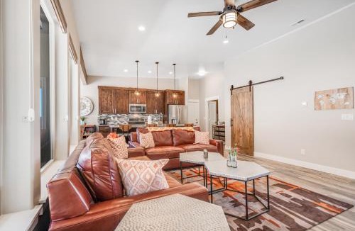 Moab South Valley House | Rim View 5