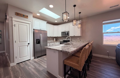 Page Cottage | Rim View Trail Cottage at Lake Powell