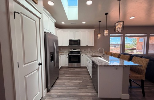 Page Cottage | Rim View Trail Cottage at Lake Powell