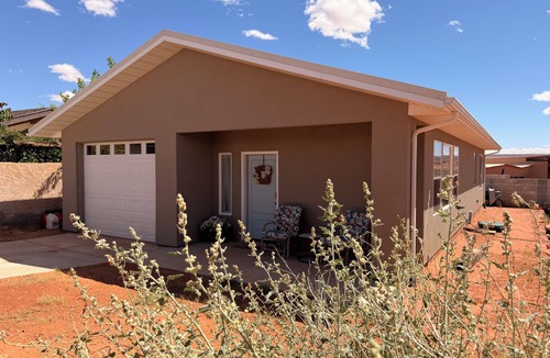 Page Cottage | Rim View Trail Cottage at Lake Powell