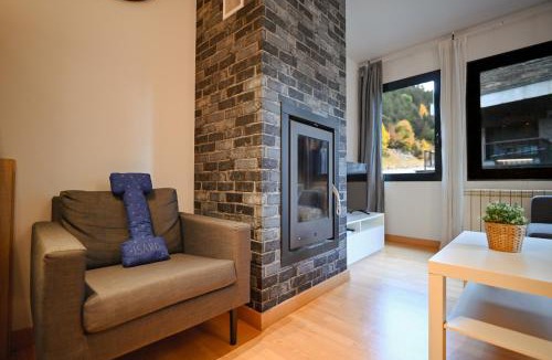 Incles Apartment | Rincón a 2 min de Grandvalira y Parking I Isard