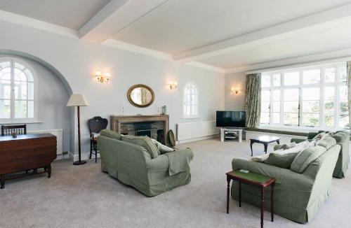 Salcombe House | Ringrone 3